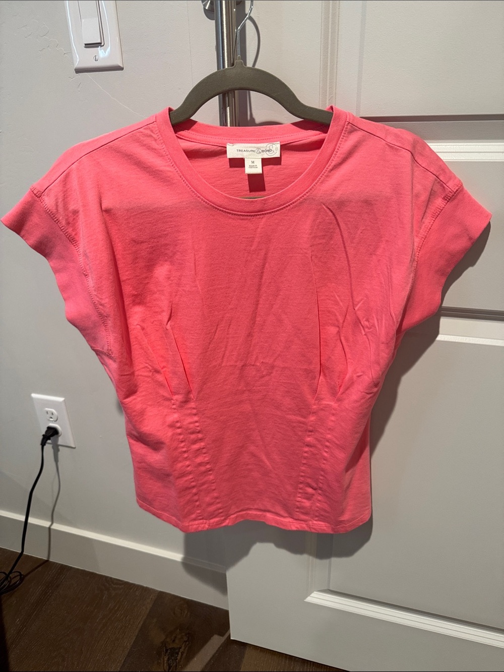 Treasure & Bond Coral Pink Short Sleeve Crewneck Top